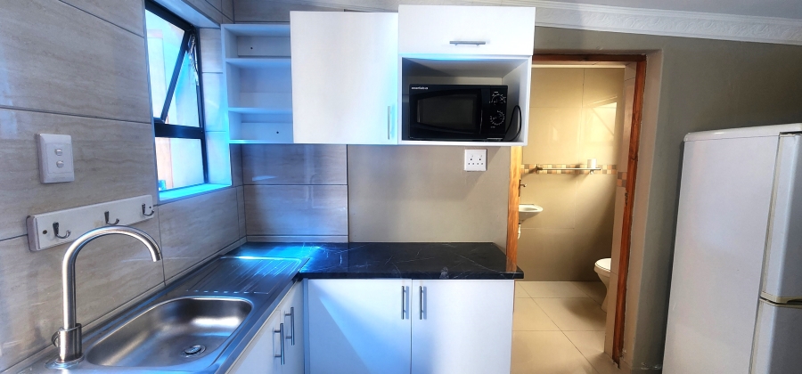To Let 1 Bedroom Property for Rent in Glenlilly Western Cape